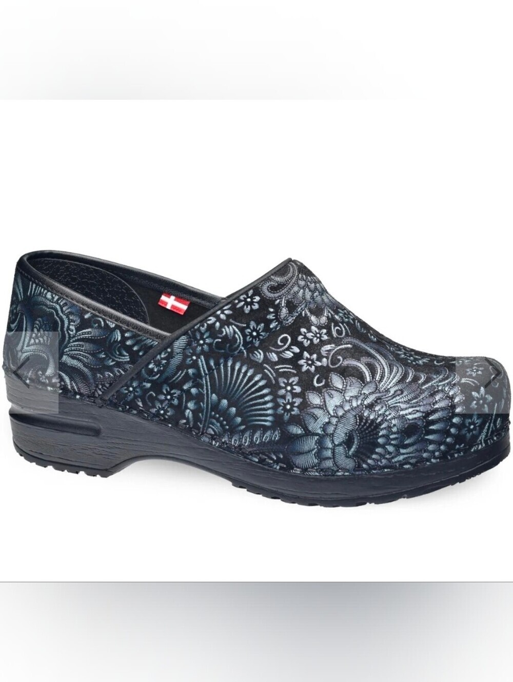 nwot Sanita Boteh clog in Blue Paisley 37